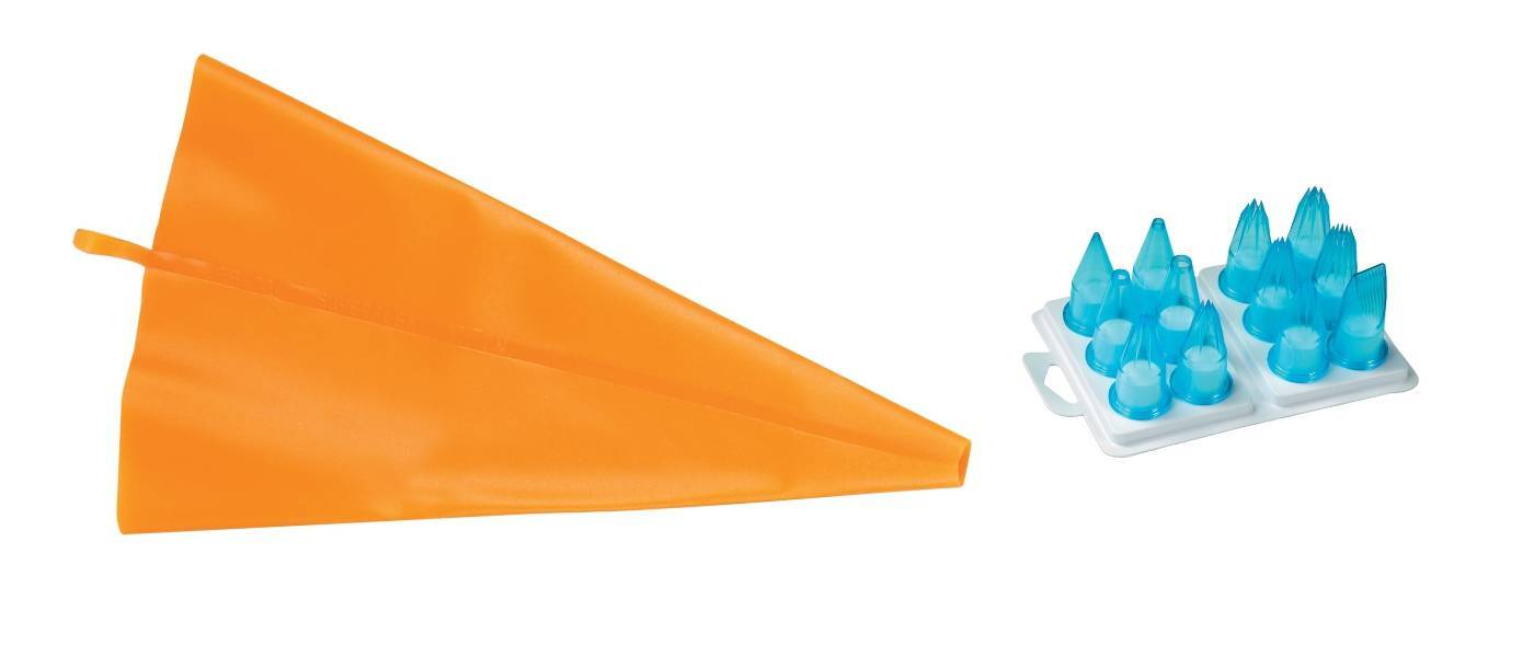 A Fat Daddios Cake Decorating Kit